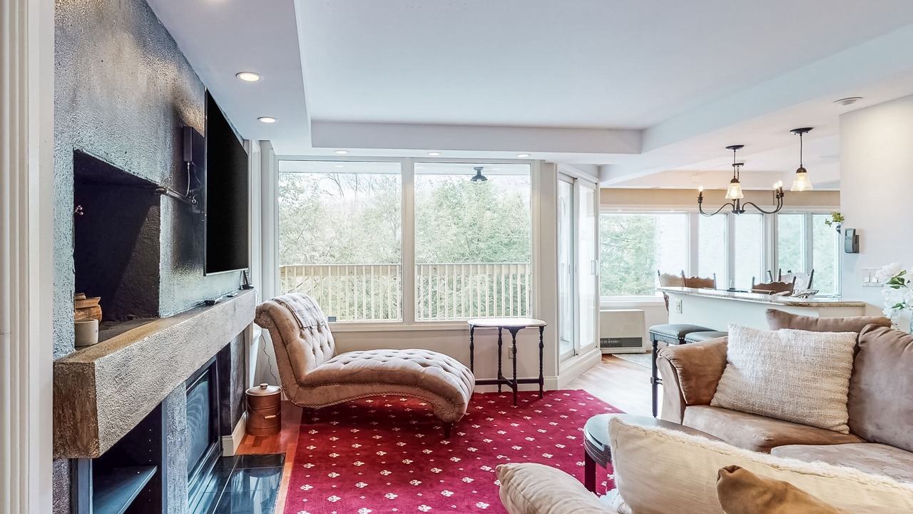 Photo of Livingroom in Warren