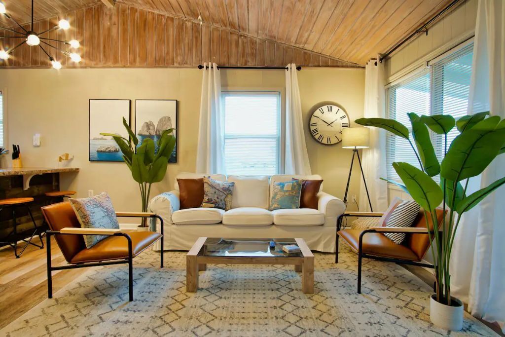 Photo of Livingroom in Surfside Beach