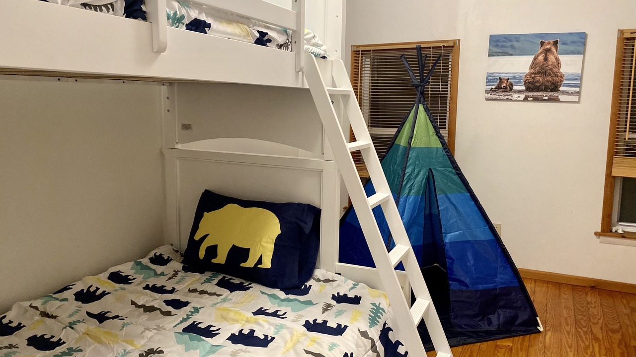 Photo of Bedroom in Lake George