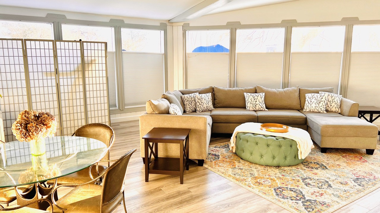 Photo of Livingroom in Clayton