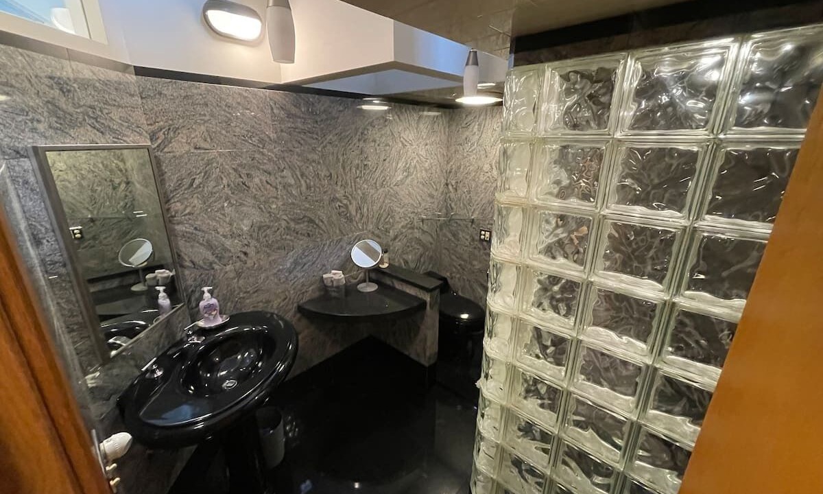 Photo of Bathroom in Salisbury Center