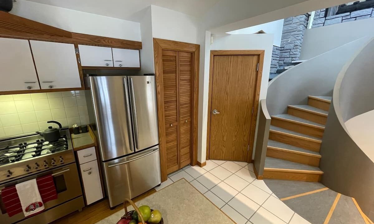 Photo of Kitchen in Salisbury Center