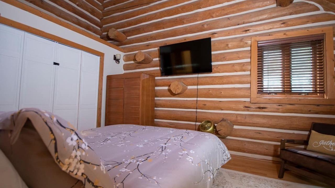 Photo of Bedroom in Millville
