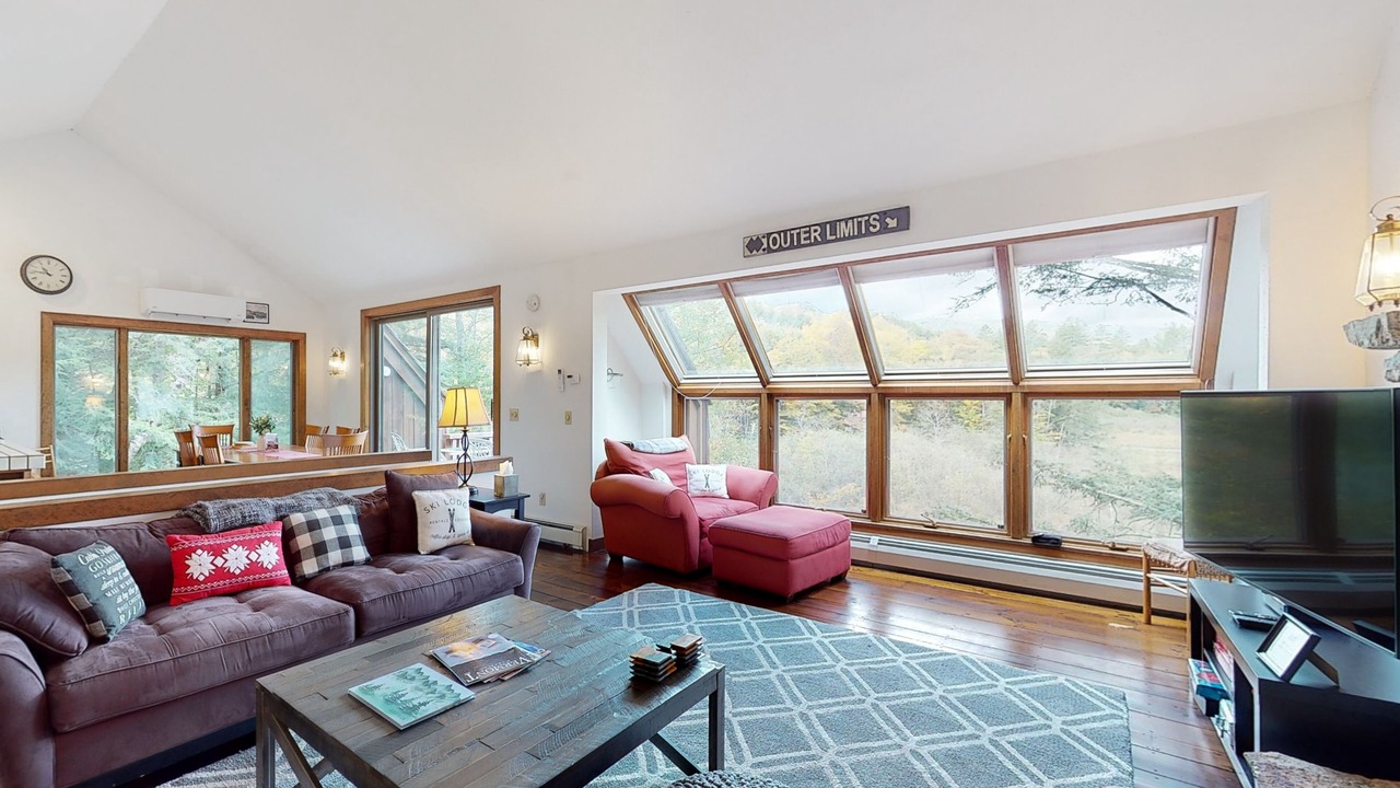 Photo of Livingroom in Plymouth