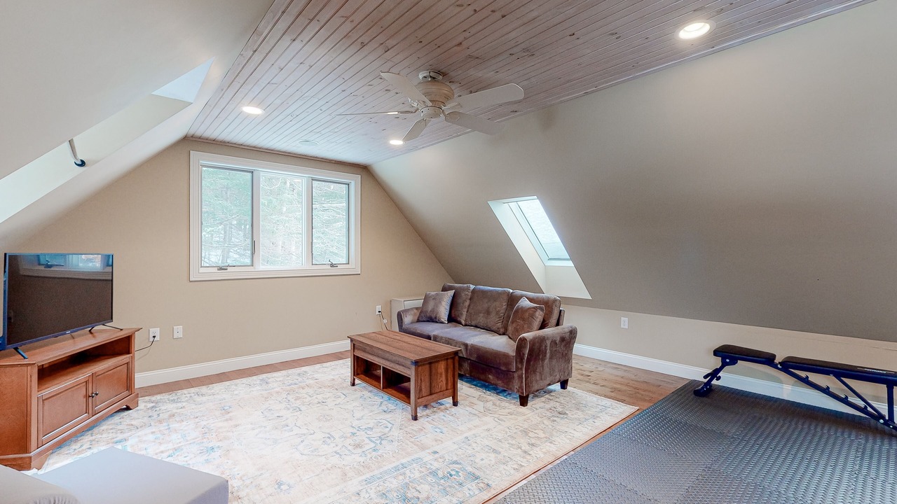 Photo of Livingroom in Campton