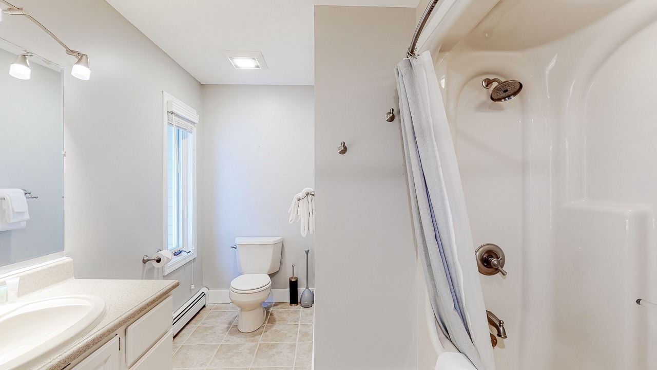 Photo of Bathroom in Campton