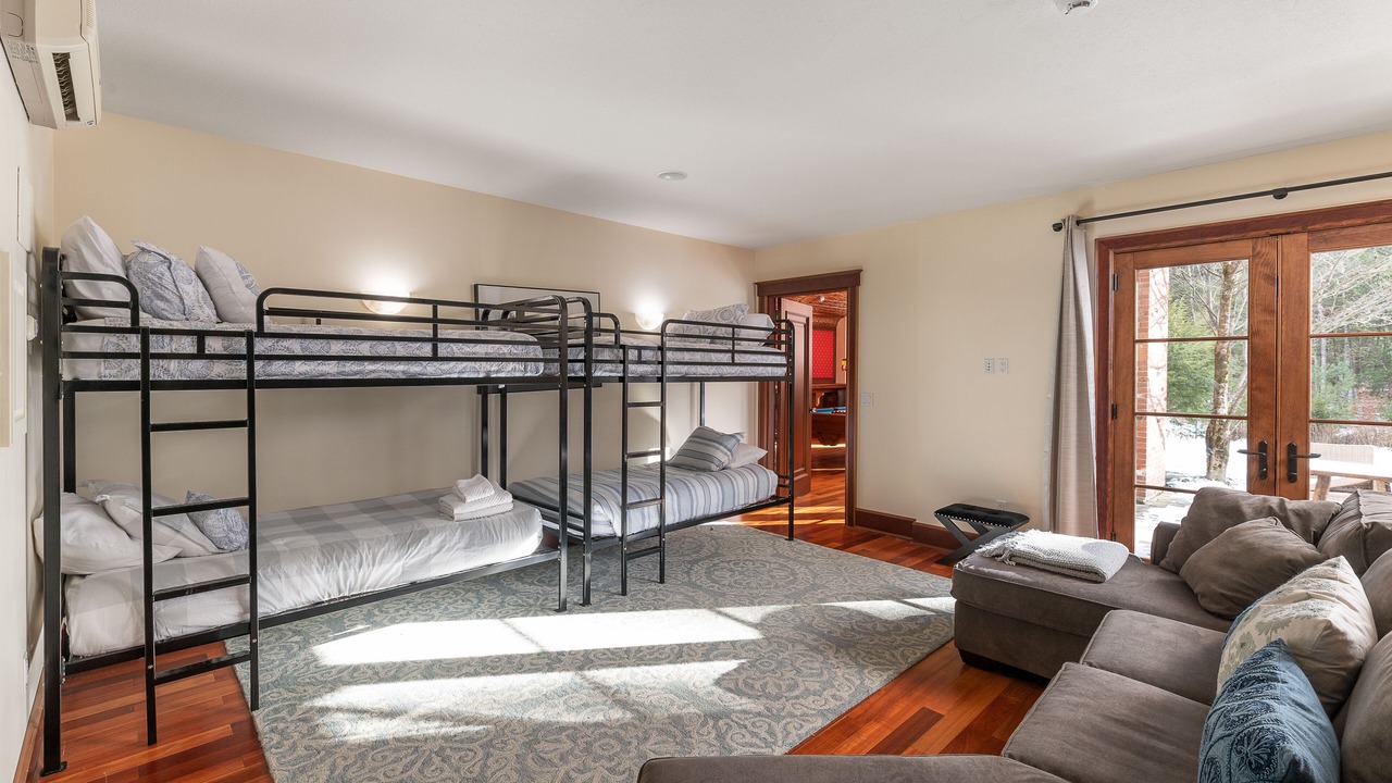 Photo of Bedroom in Bartlett