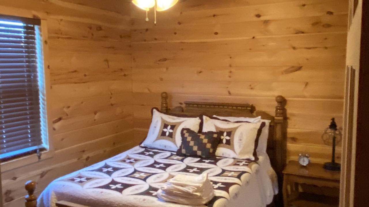 Photo of Bedroom in Keslers Cross Lanes