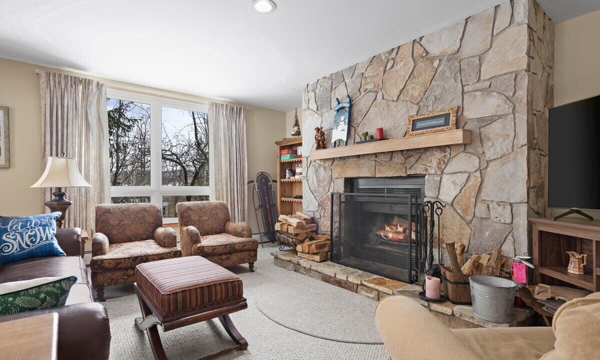Photo of Livingroom in West Dover