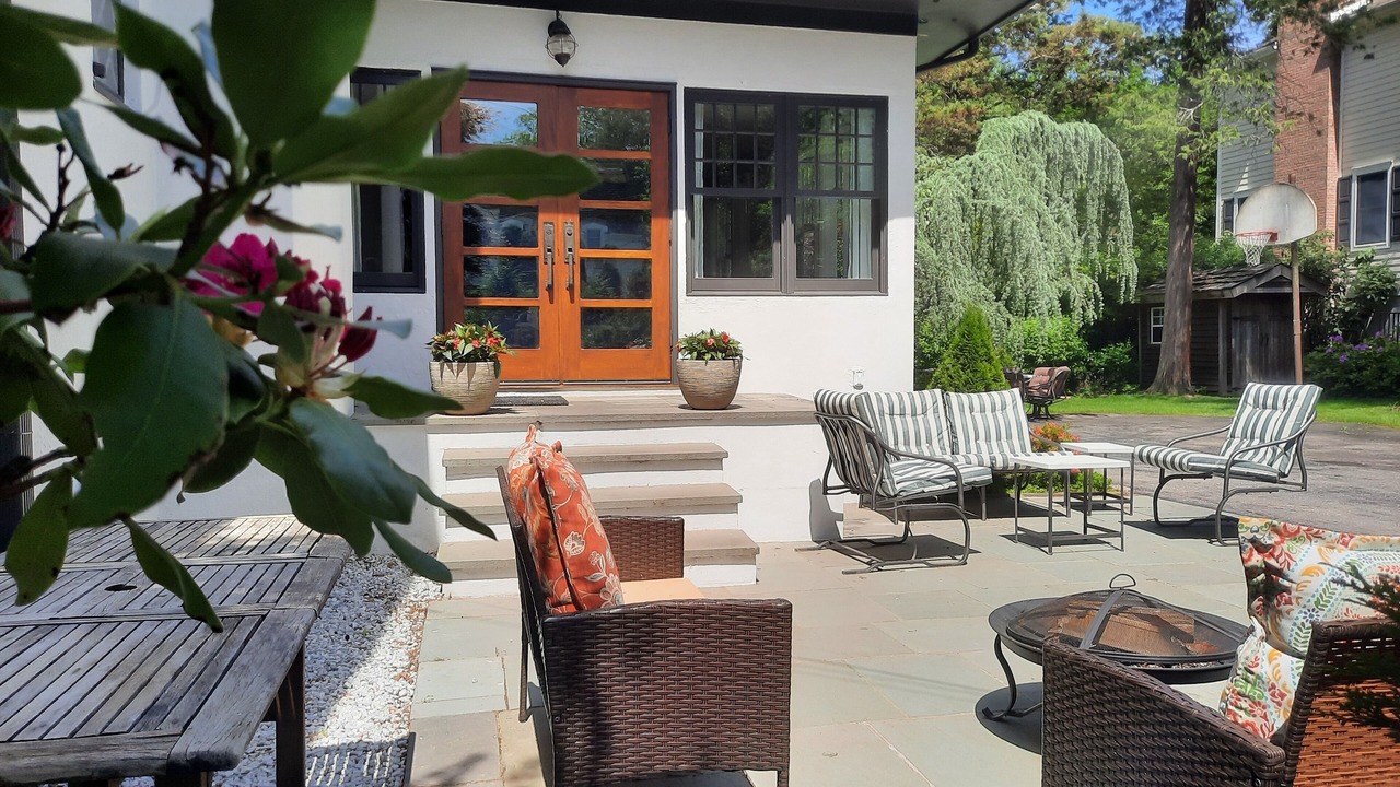 Photo of Patio Balcony in White Plains