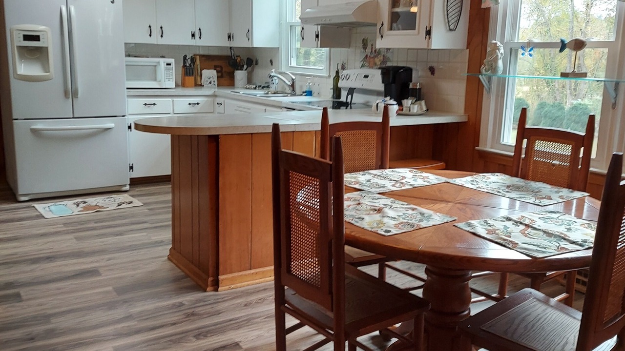 Photo of Kitchen in Lowgap