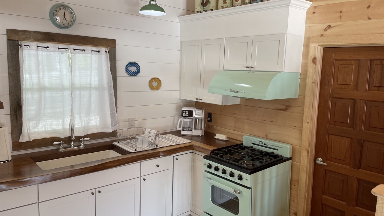 Photo of Kitchen in Lake Luzerne