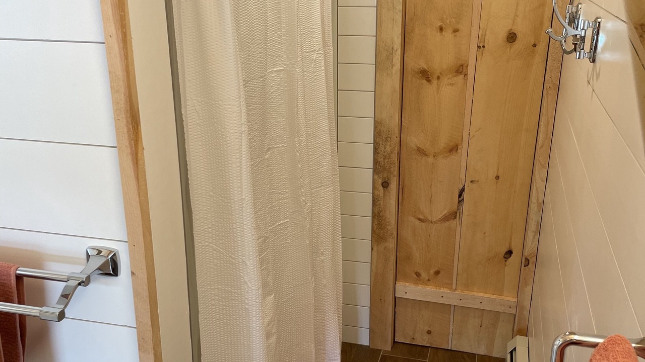 Photo of Bathroom in Lake Luzerne