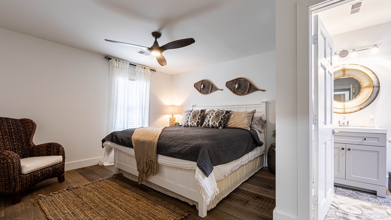 Photo of Bedroom in Misty River