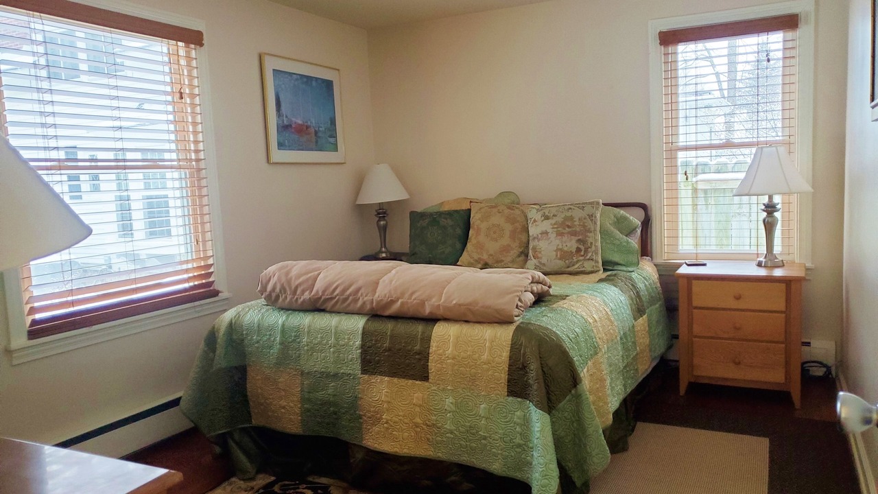 Photo of Bedroom in East Aurora
