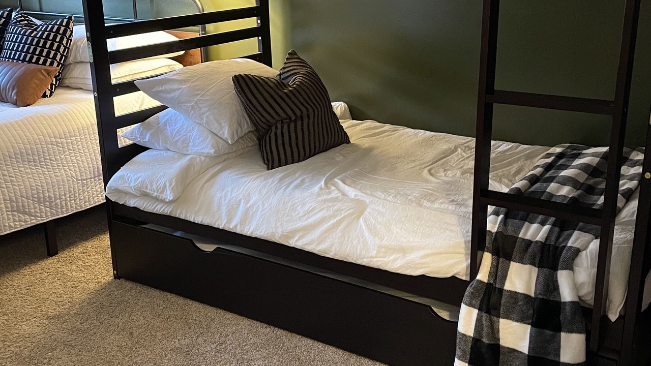 Photo of Bedroom in Snowshoe
