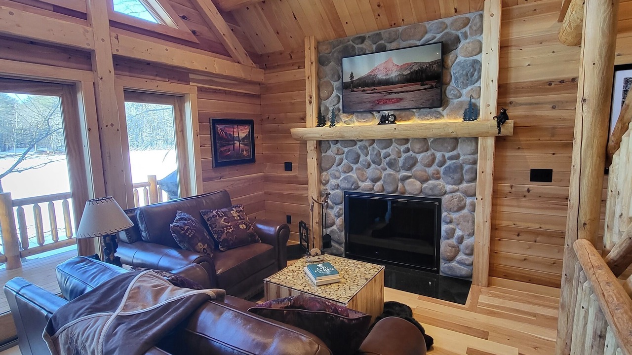 Photo of Livingroom in Amherst