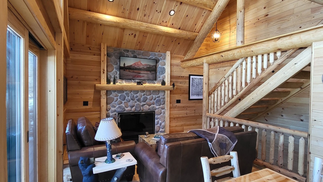 Photo of Livingroom in Amherst