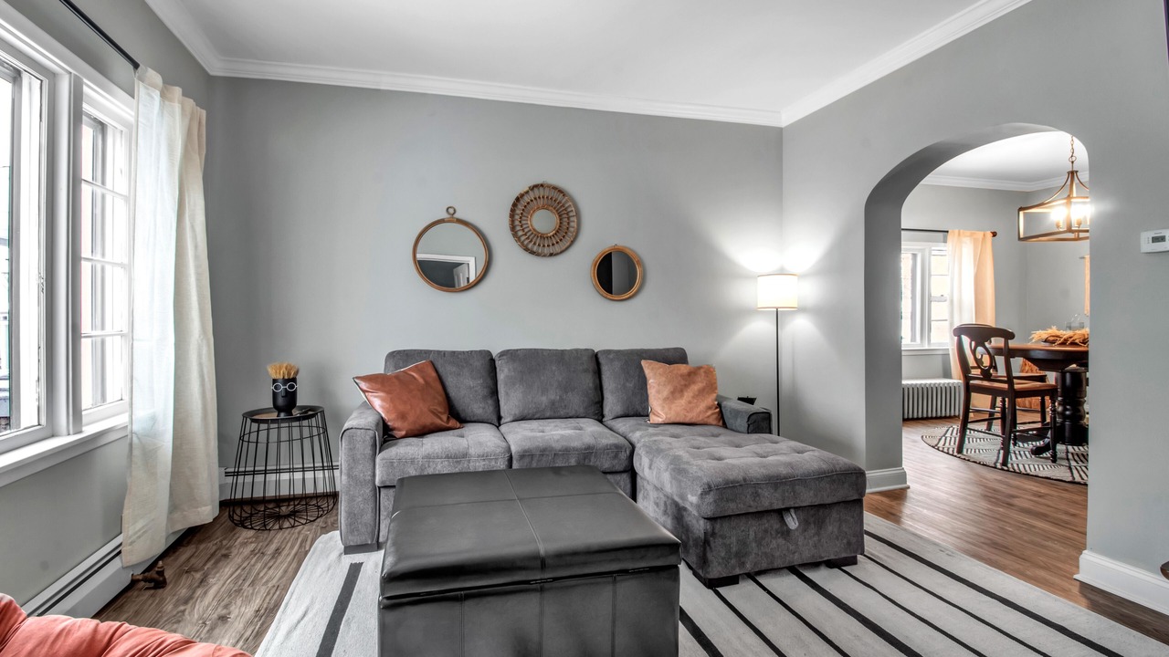 Photo of Livingroom in Depew