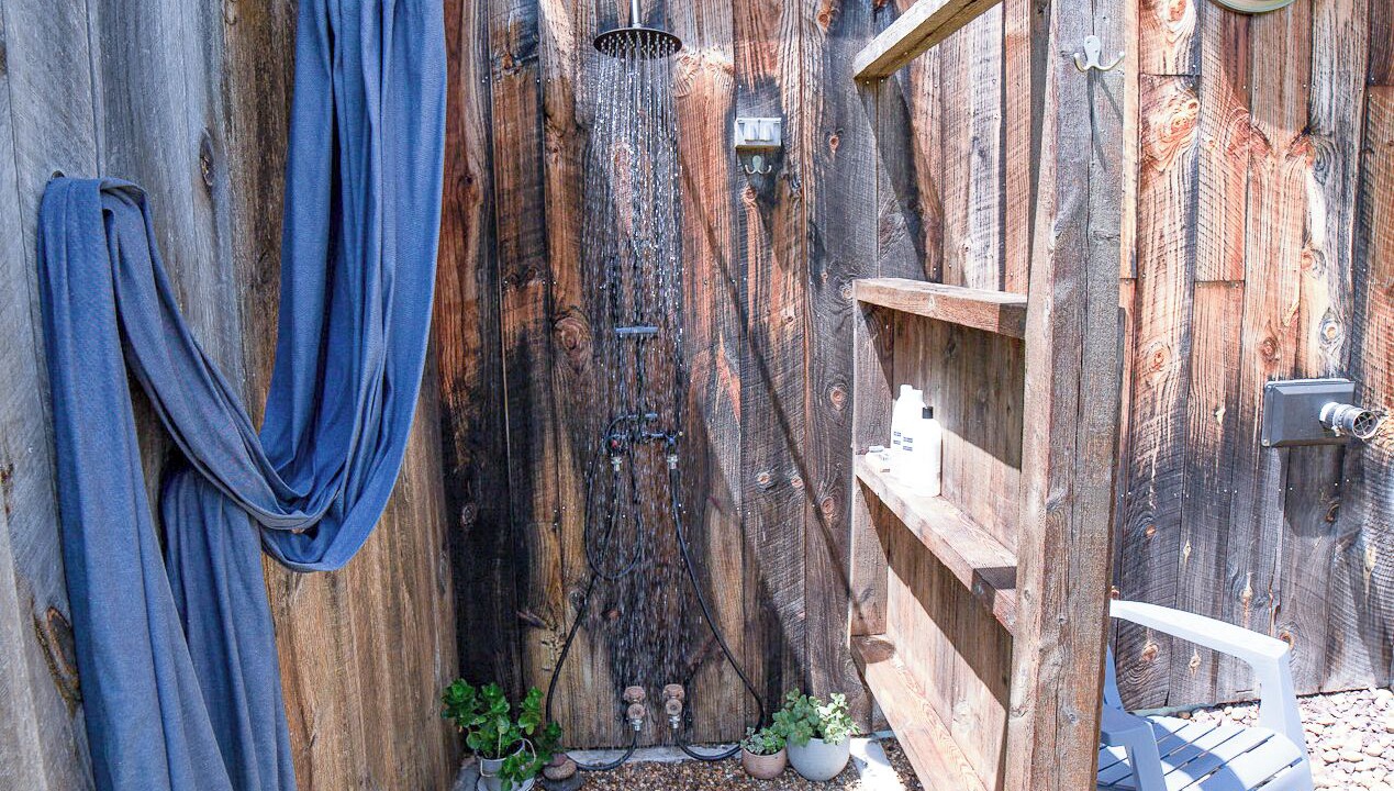Photo of Outdoor in Adamant