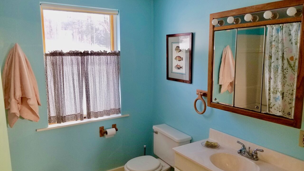 Photo of Bathroom in Glover