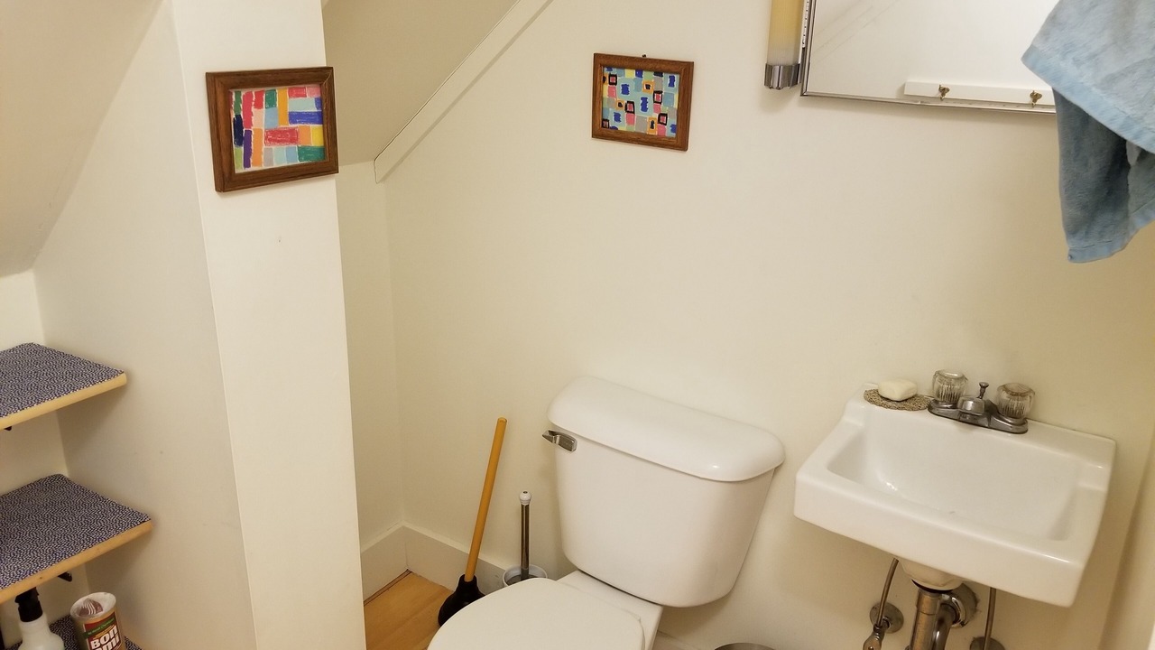 Photo of Bathroom in Glover