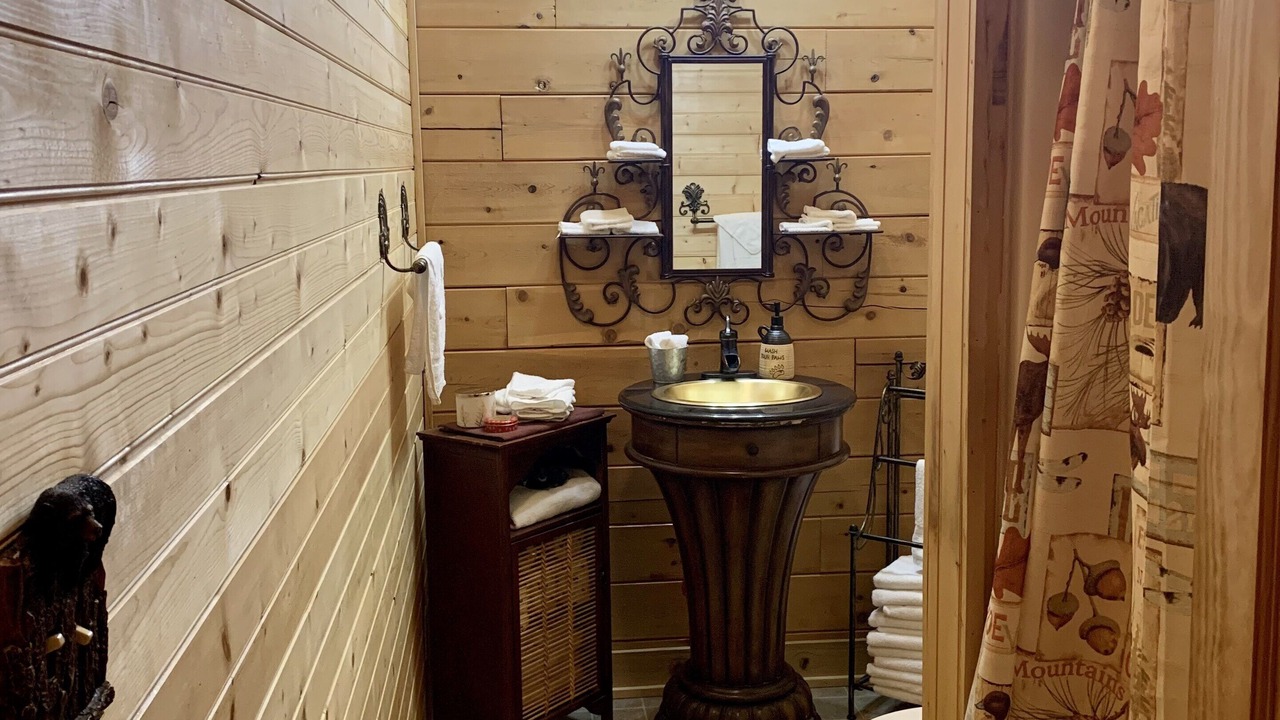 Photo of Bathroom in Pipestem