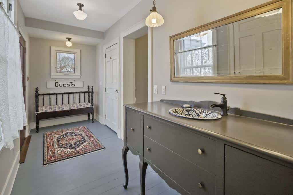 Photo of Bedroom in Ithaca