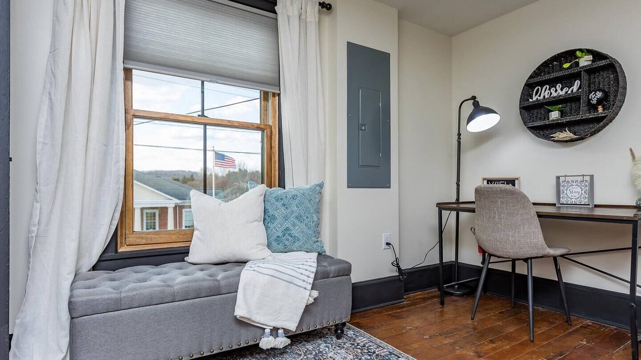 Photo of Livingroom in Bridgewater