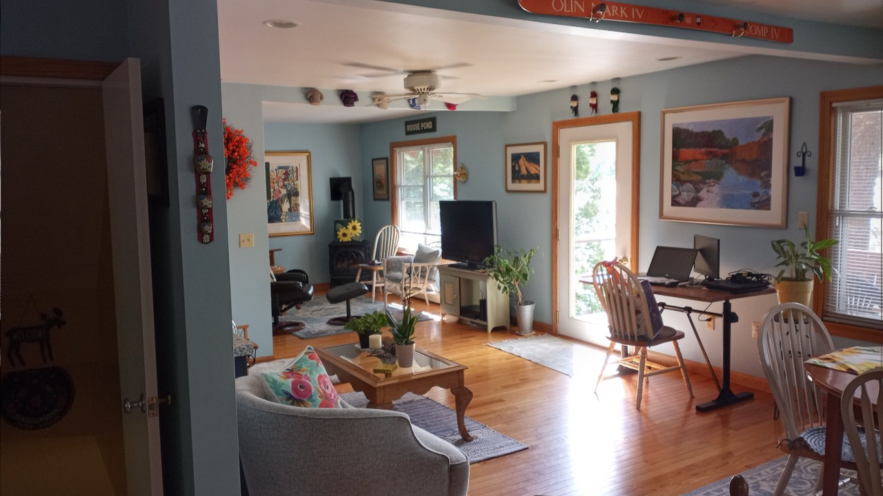 Photo of Livingroom in South Casco