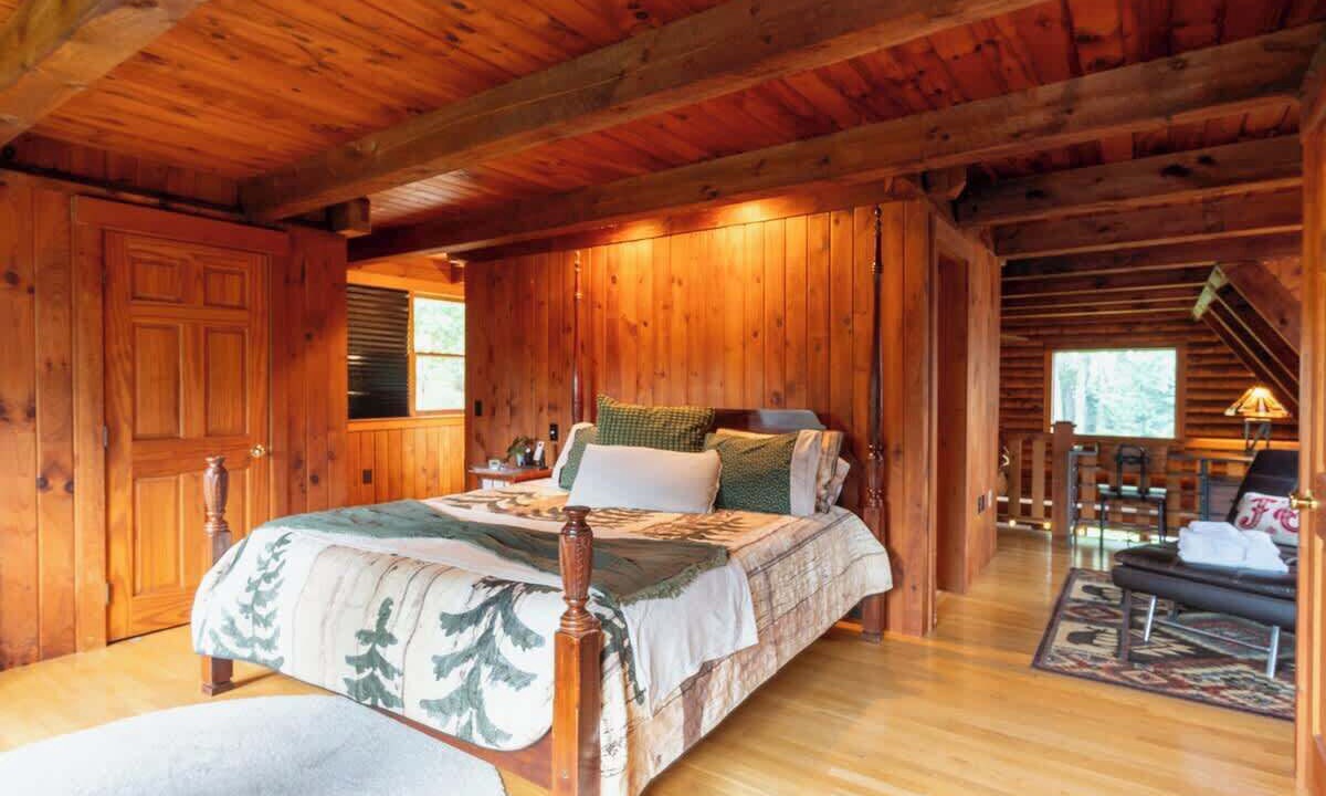 Photo of Bedroom in Northfield
