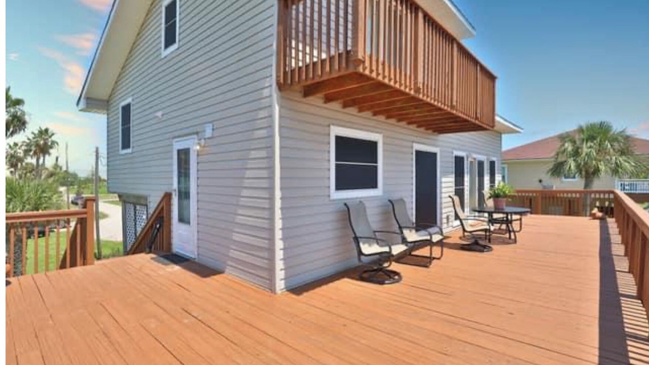 Photo of Patio Balcony in Terramar Beach