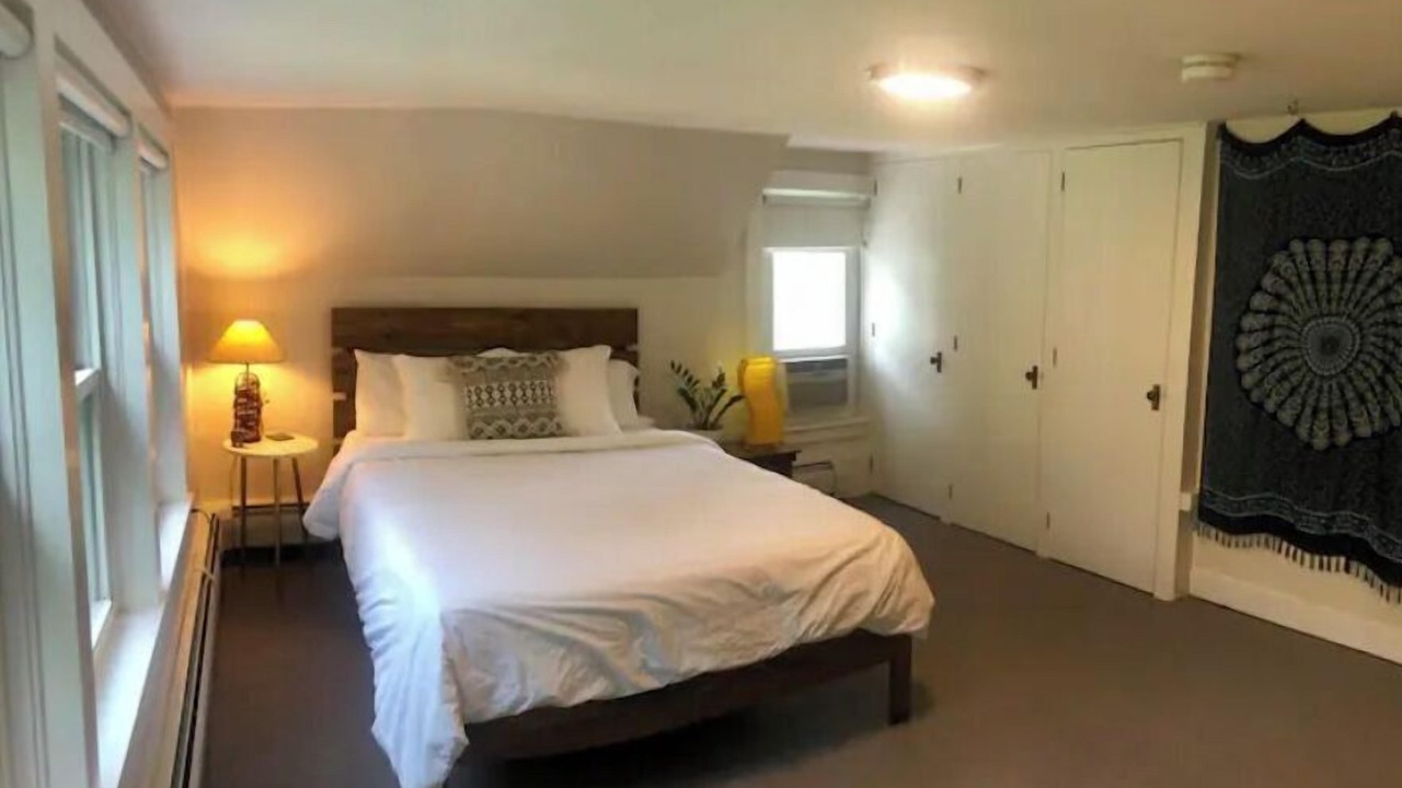 Photo of Bedroom in Middlebury - Warren