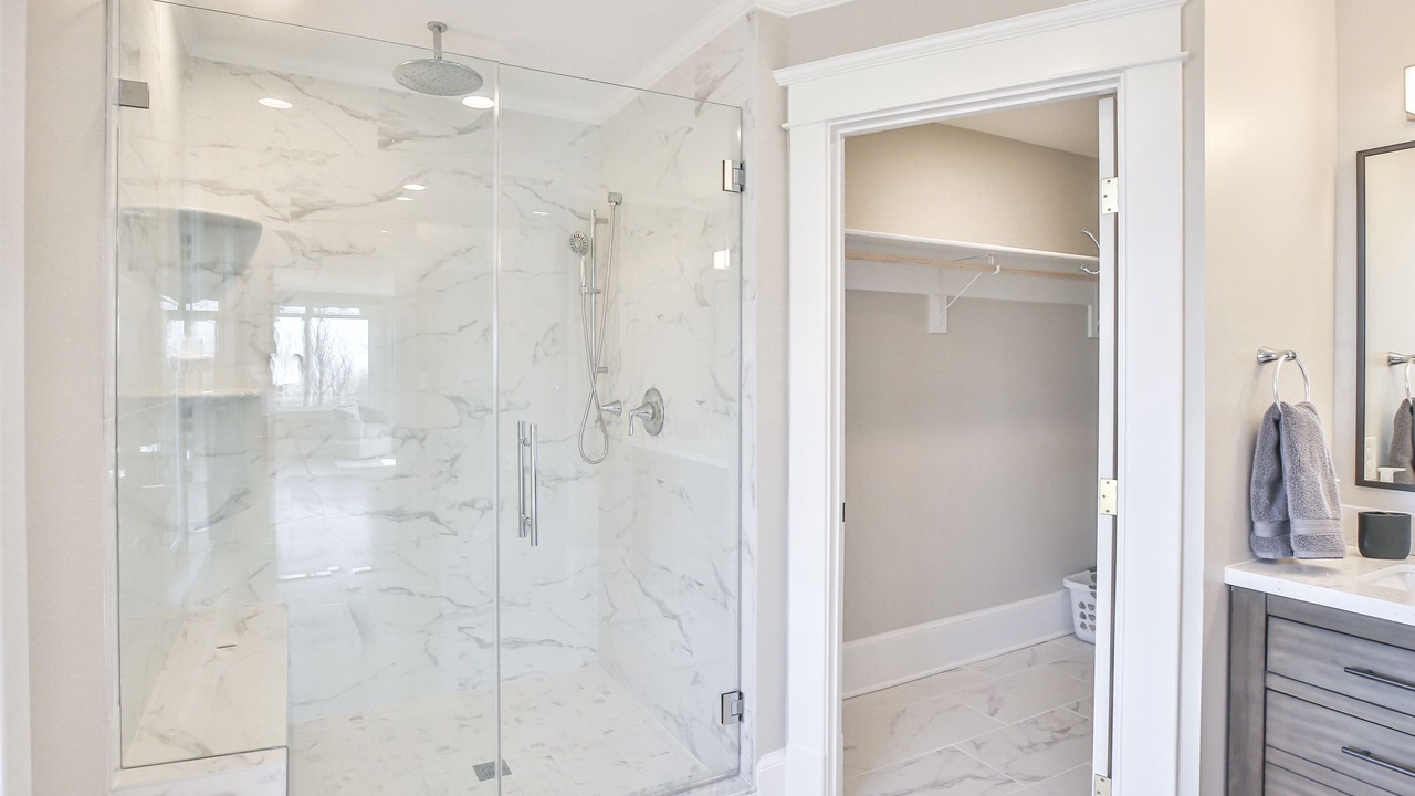 Photo of Bathroom in Bluemont