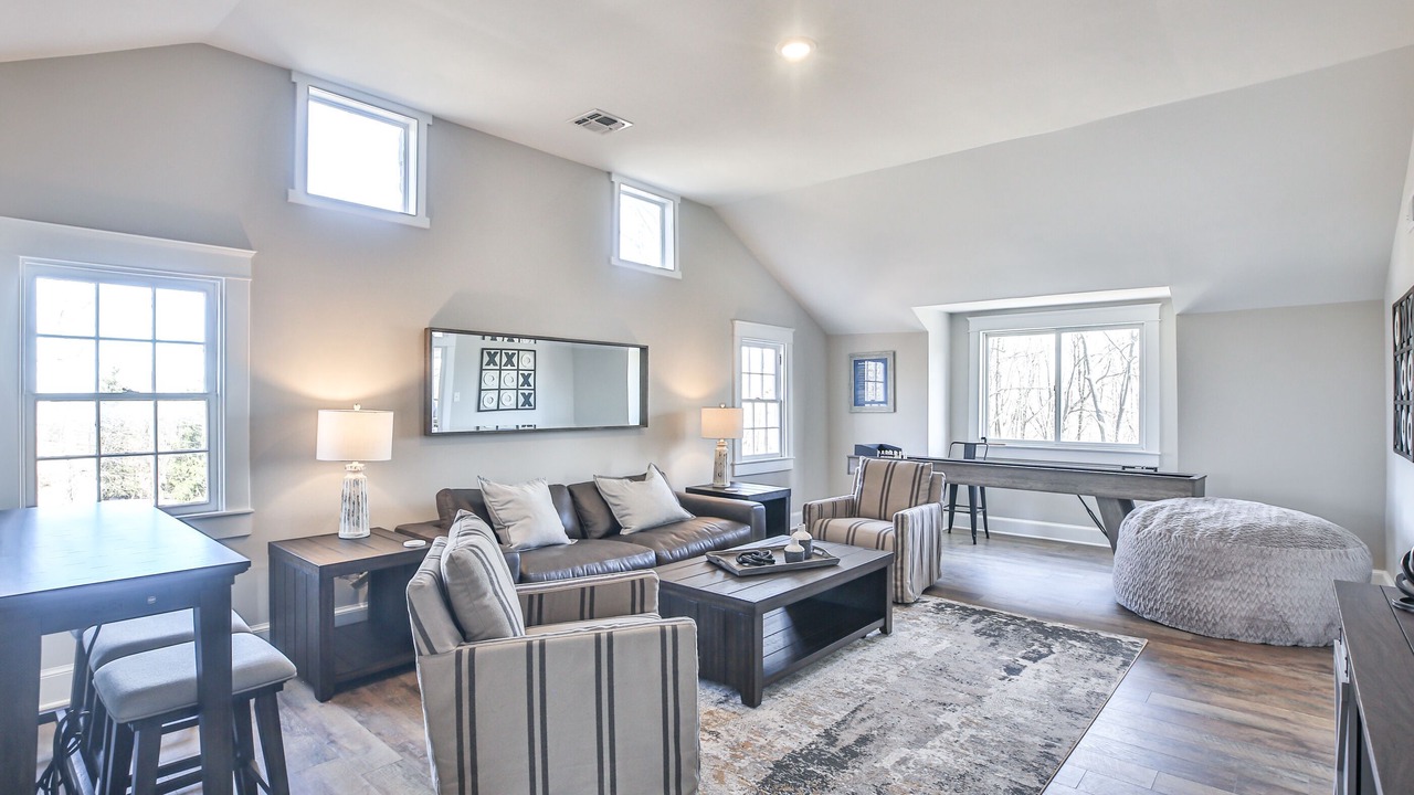 Photo of Bedroom in Bluemont