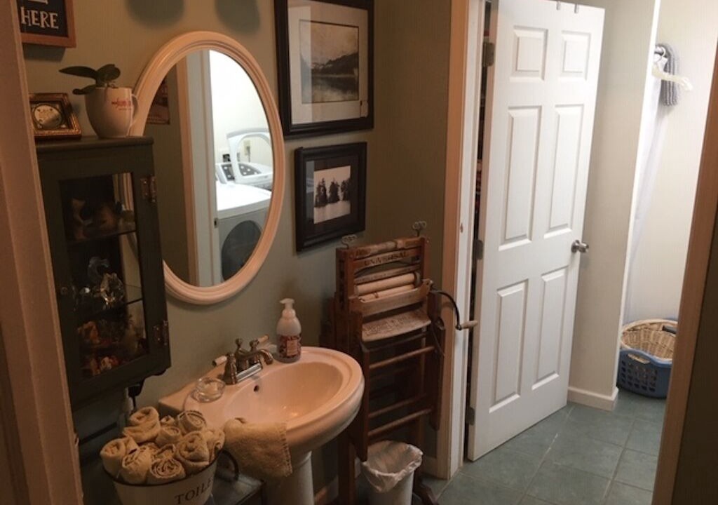 Photo of Bathroom in Warren County