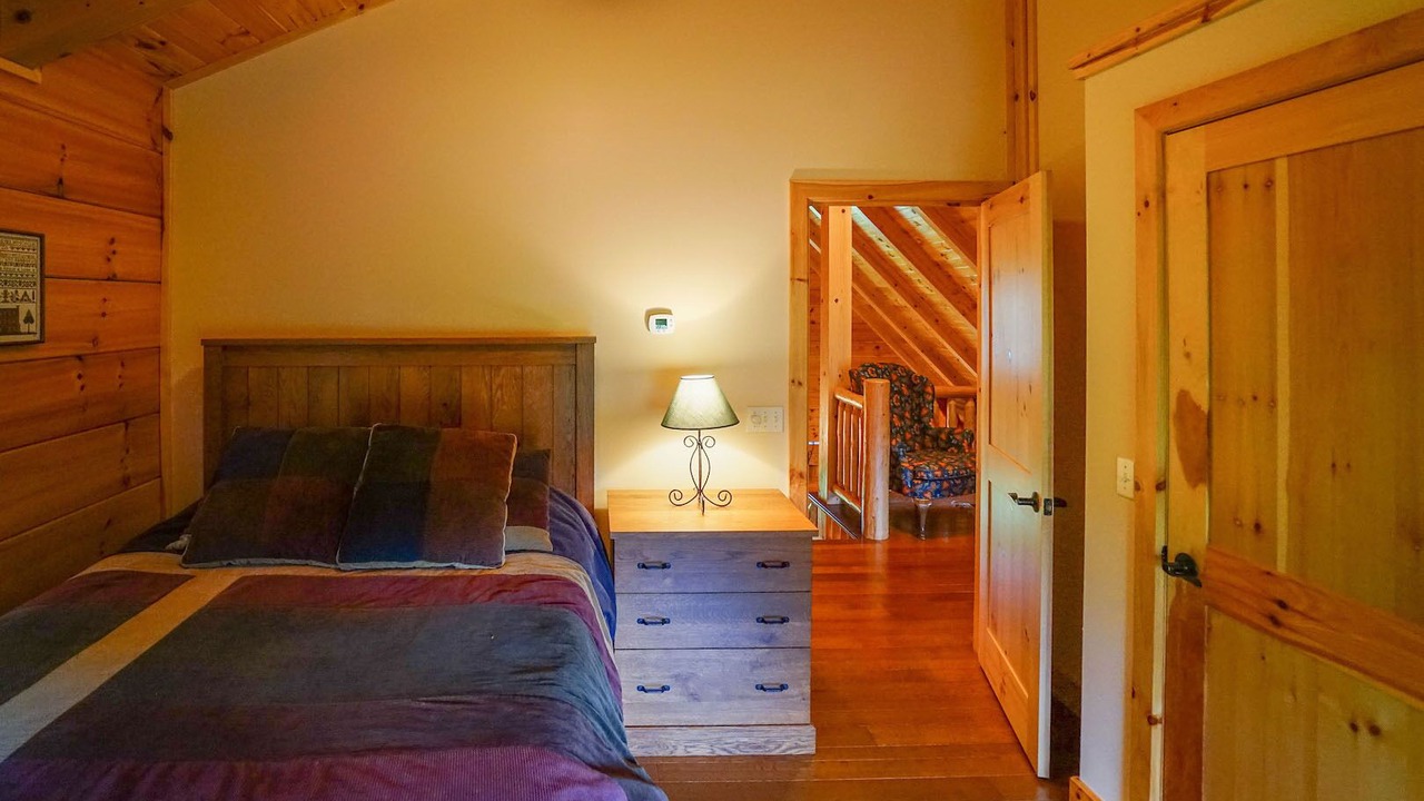 Photo of Bedroom in Butler