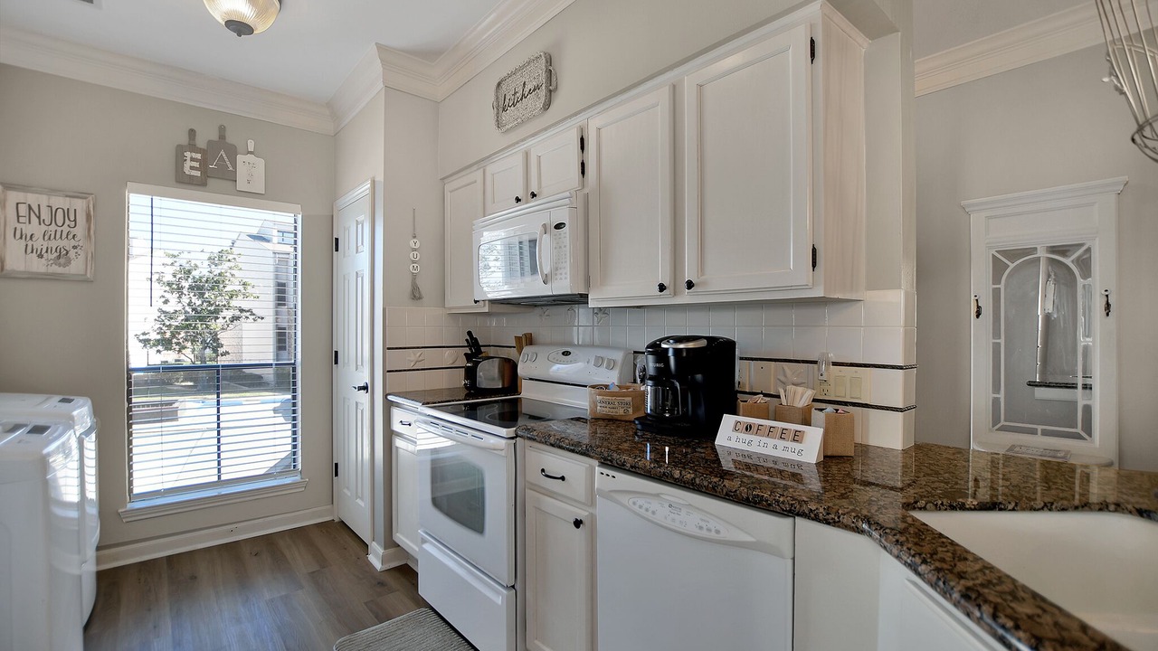 Photo of Kitchen in April Sound