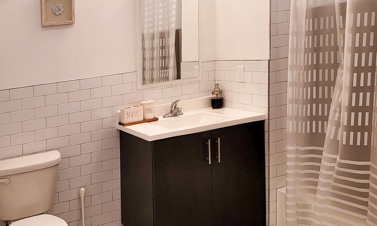 Photo of Bathroom in Bound Brook