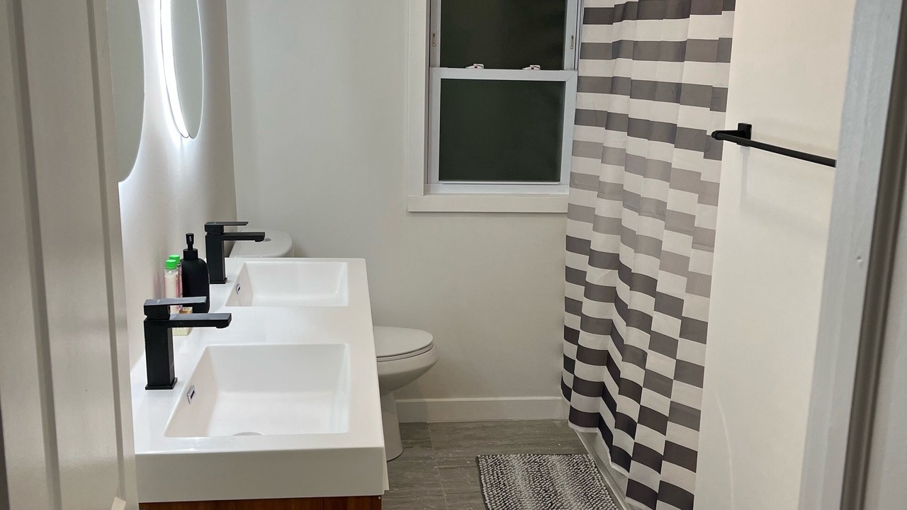 Photo of Bathroom in Shirley