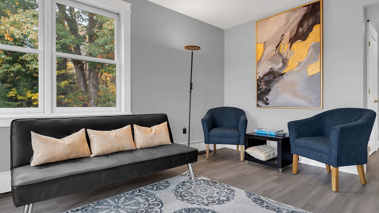 Photo of Livingroom in Harrison