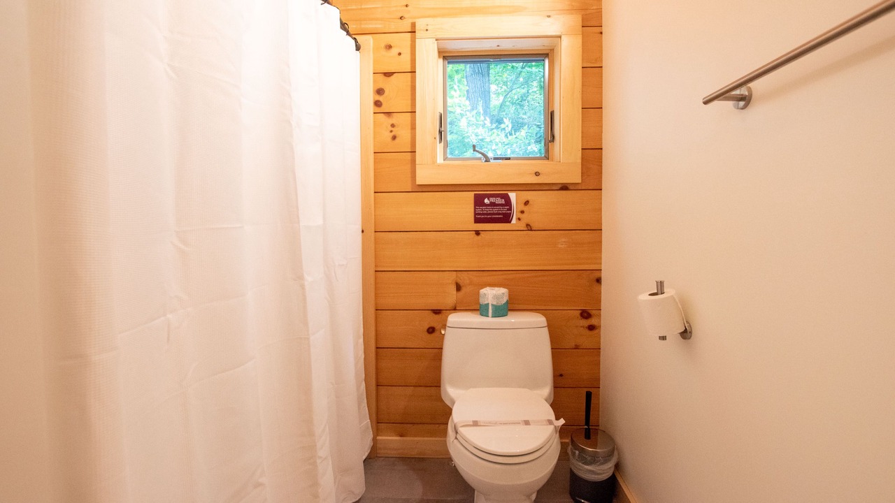 Photo of Bathroom in Valois