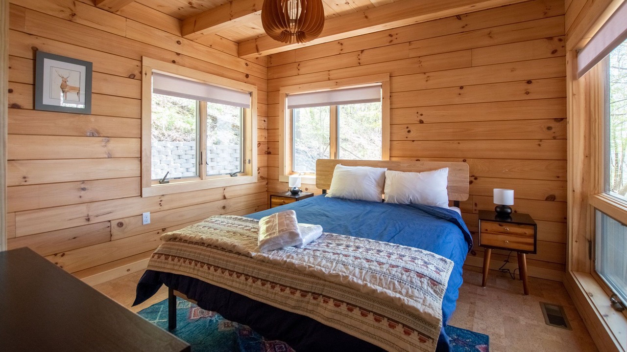 Photo of Bedroom in Valois