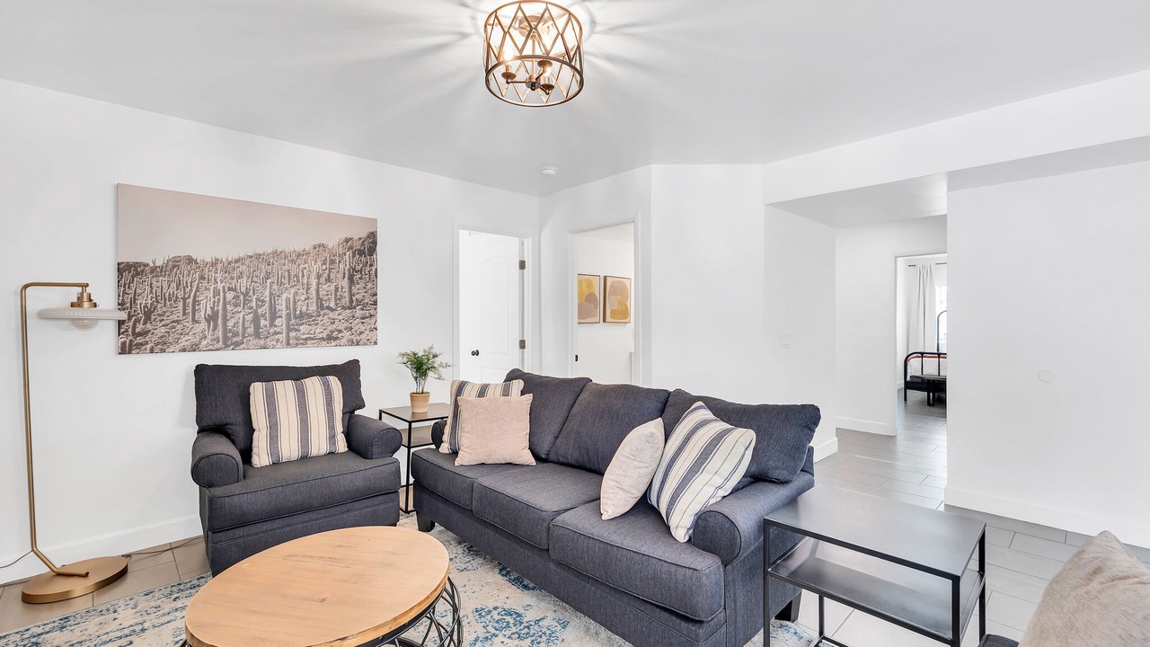 Photo of Livingroom in Kierland
