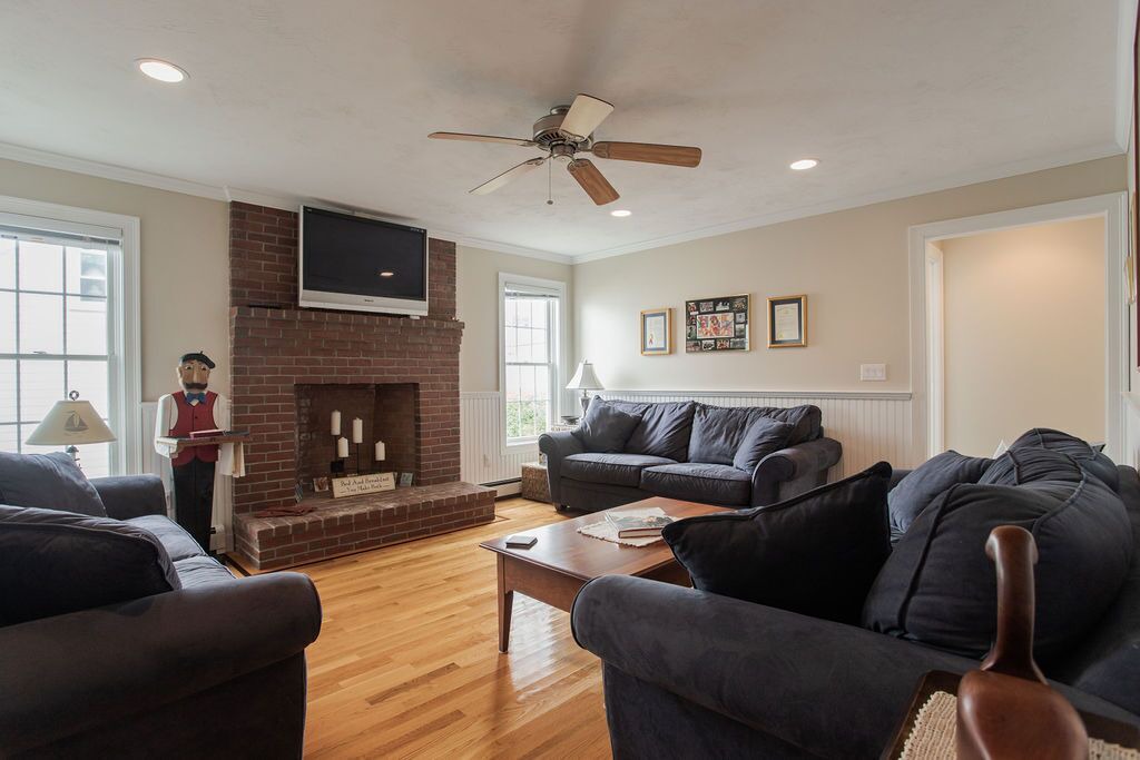 Photo of Livingroom in Wells Beach