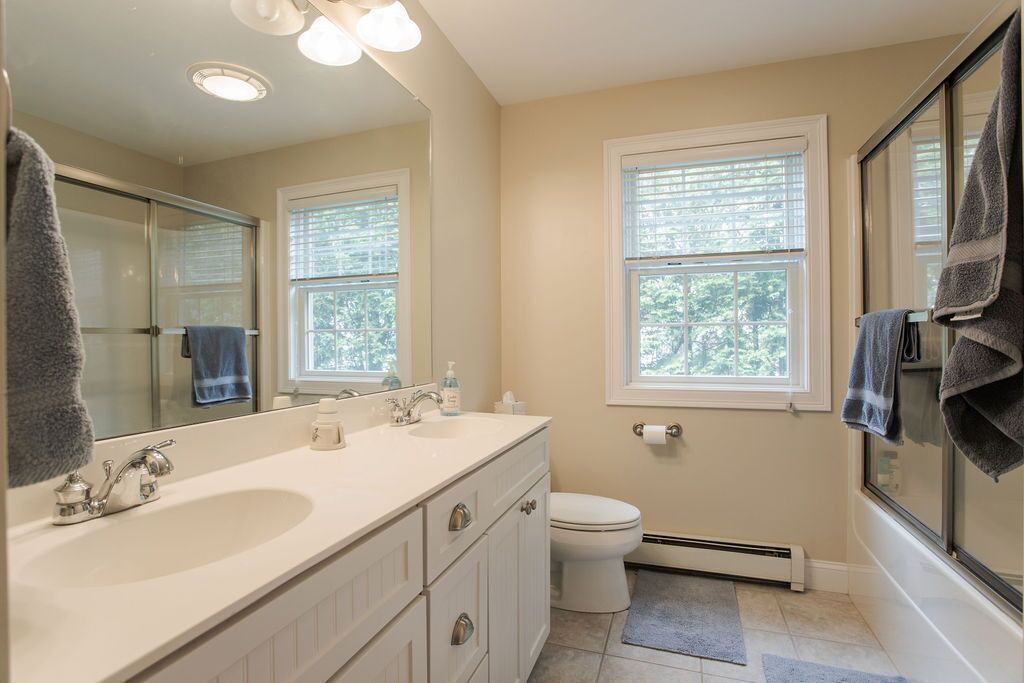 Photo of Bathroom in Wells Beach