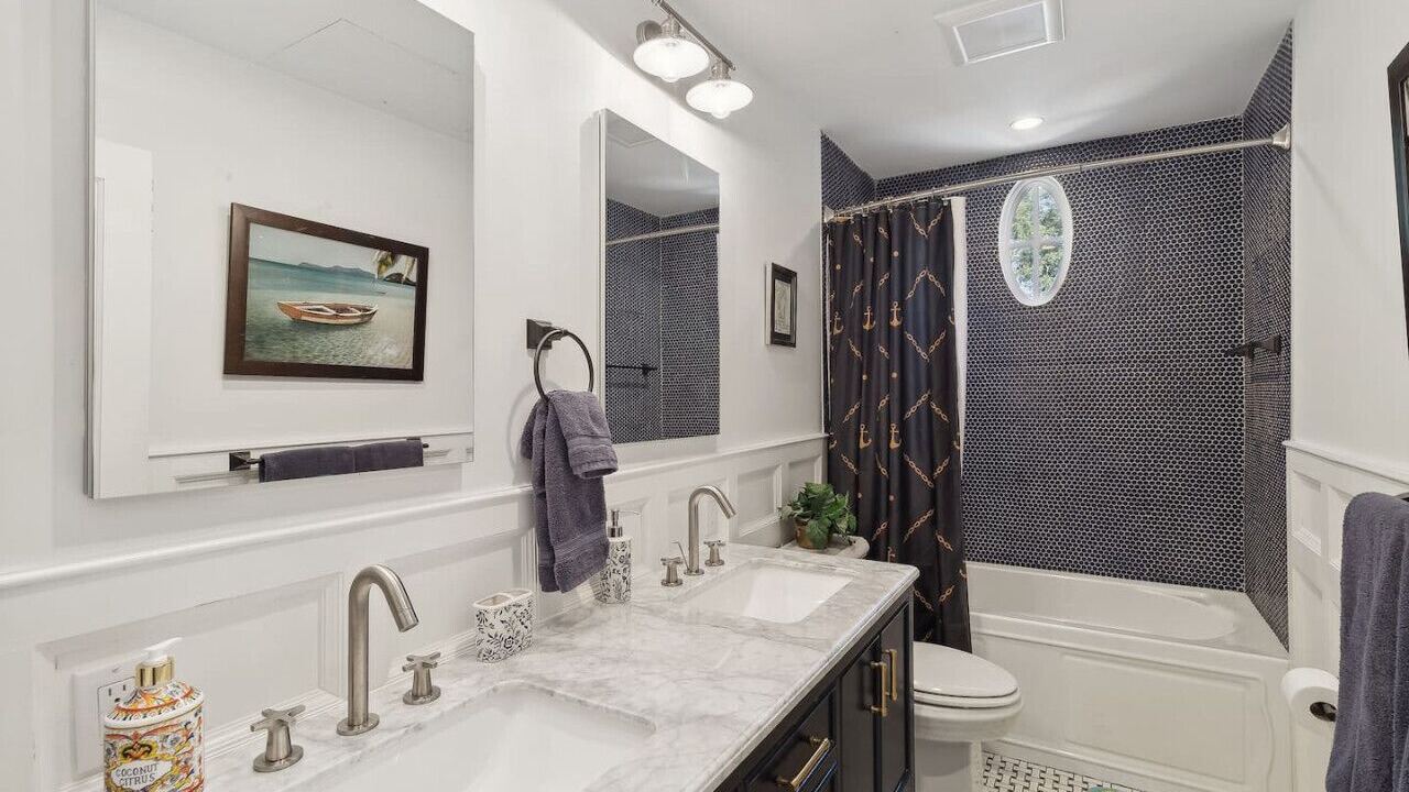 Photo of Bathroom in Westhampton Beach
