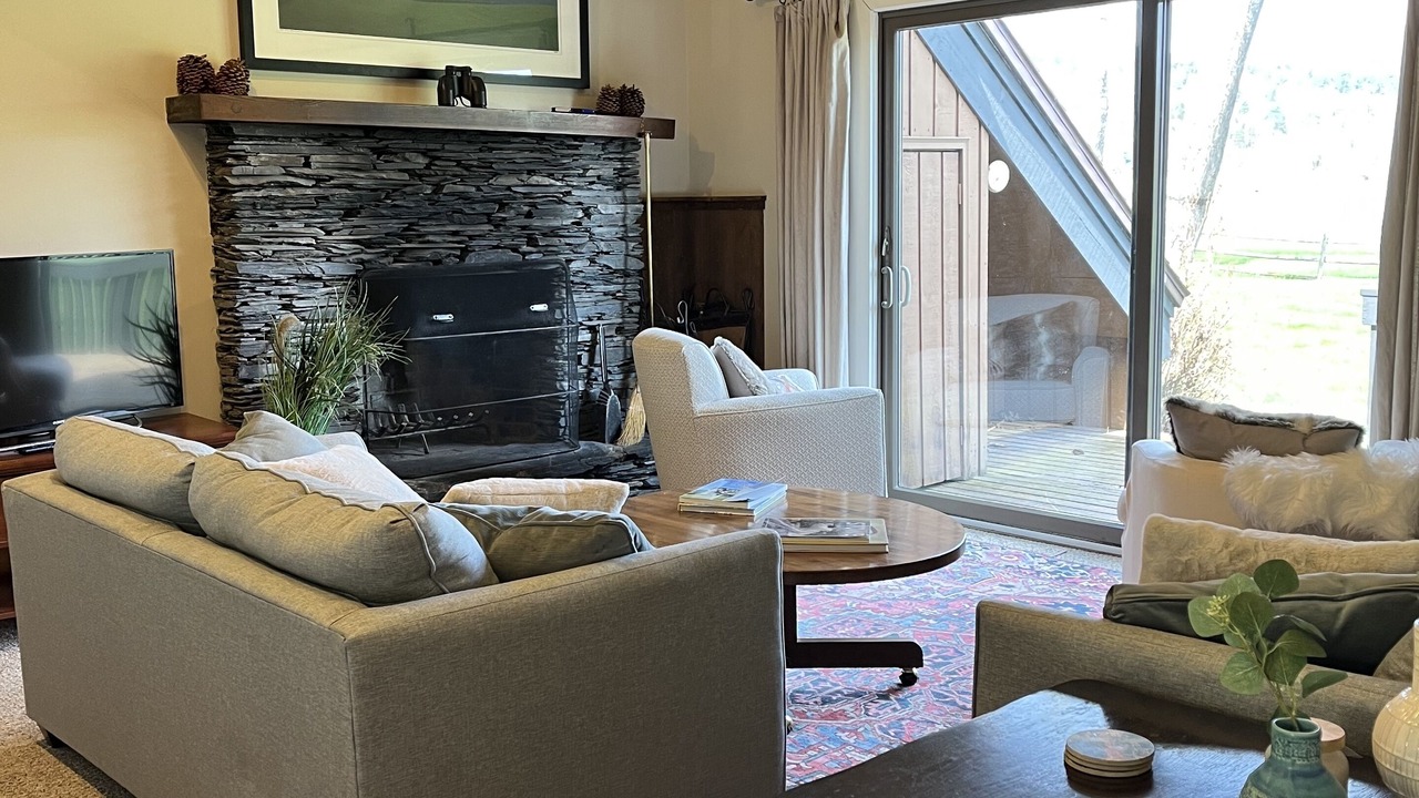 Photo of Livingroom in Stowe Area