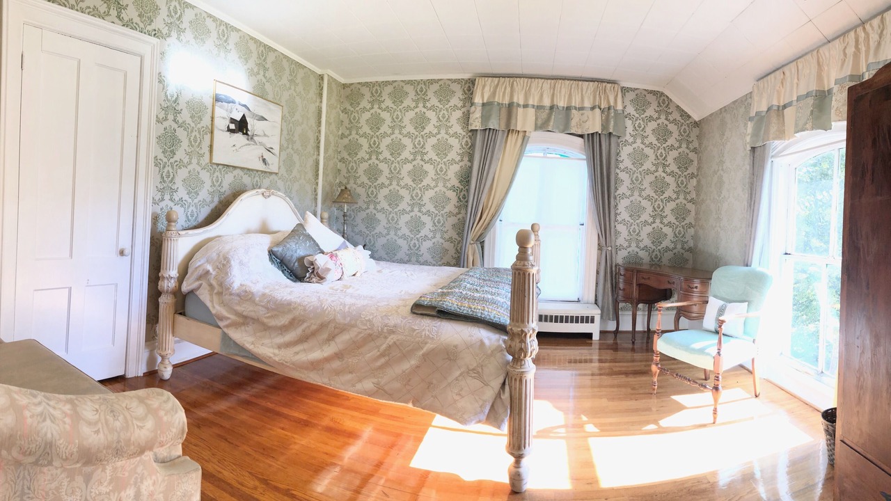 Photo of Bedroom in Granville