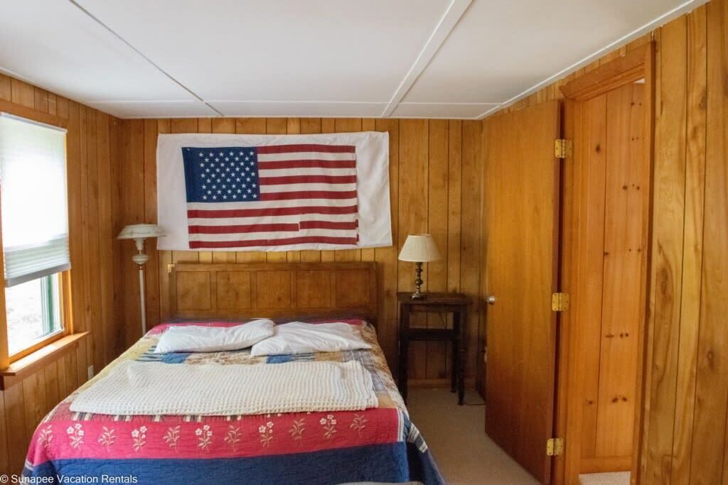 Photo of Bedroom in Sunapee
